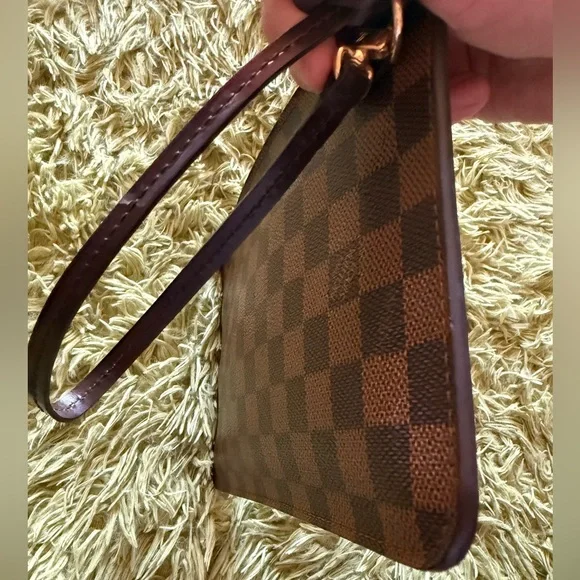 Louis Vuitton Damier Neverfull POUCH ONLY - Picture 10 of 13
